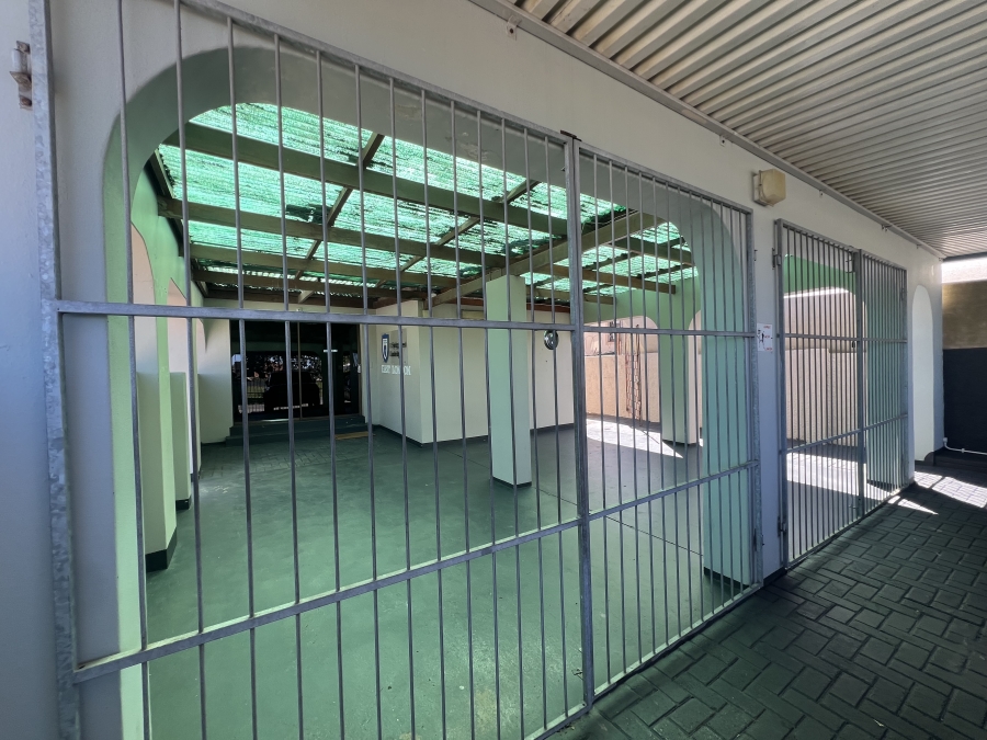 5 Bedroom Property for Sale in Cambridge Eastern Cape